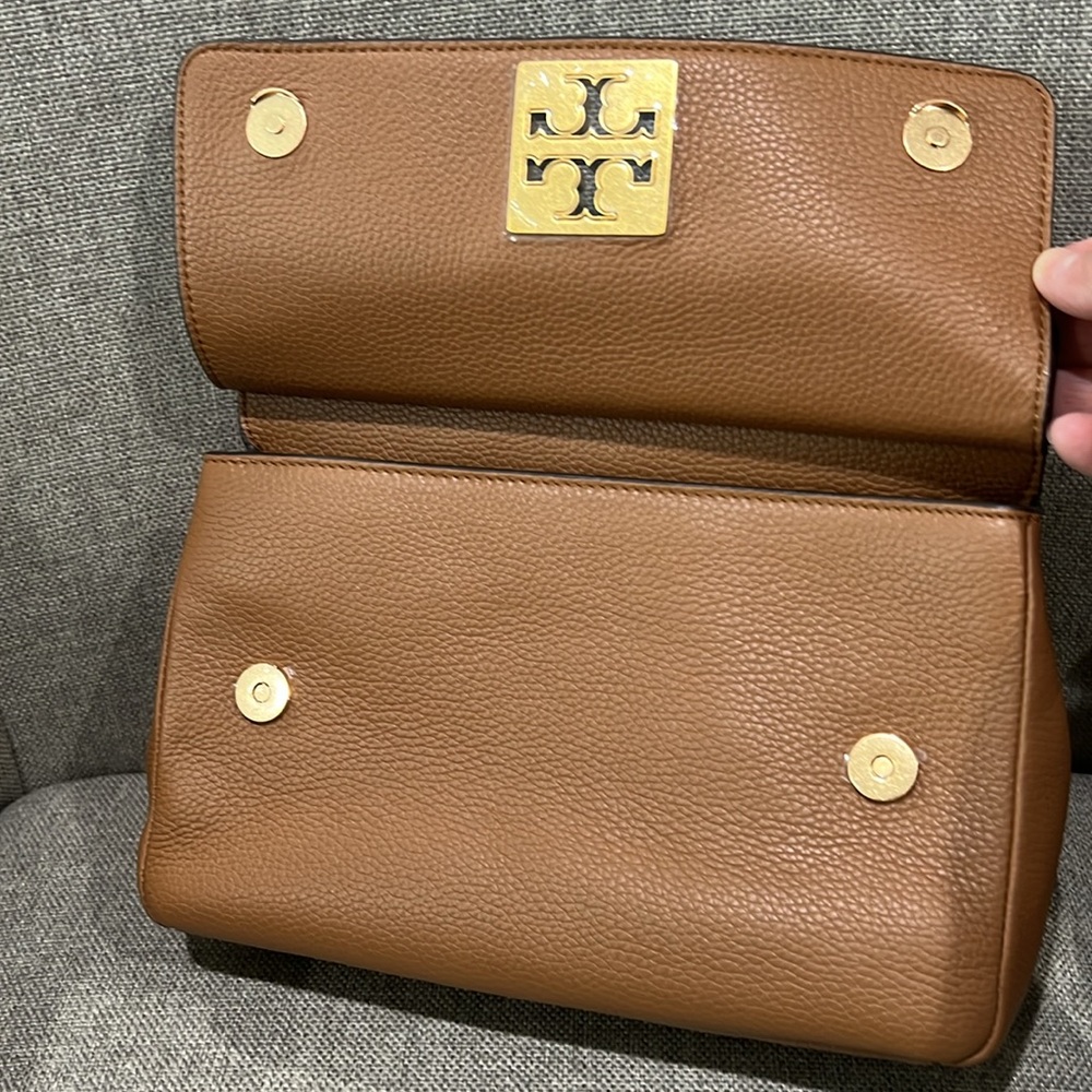 Tory Burch Britten Flap Shoulder or Crossbody bag - Picture 9 of 15